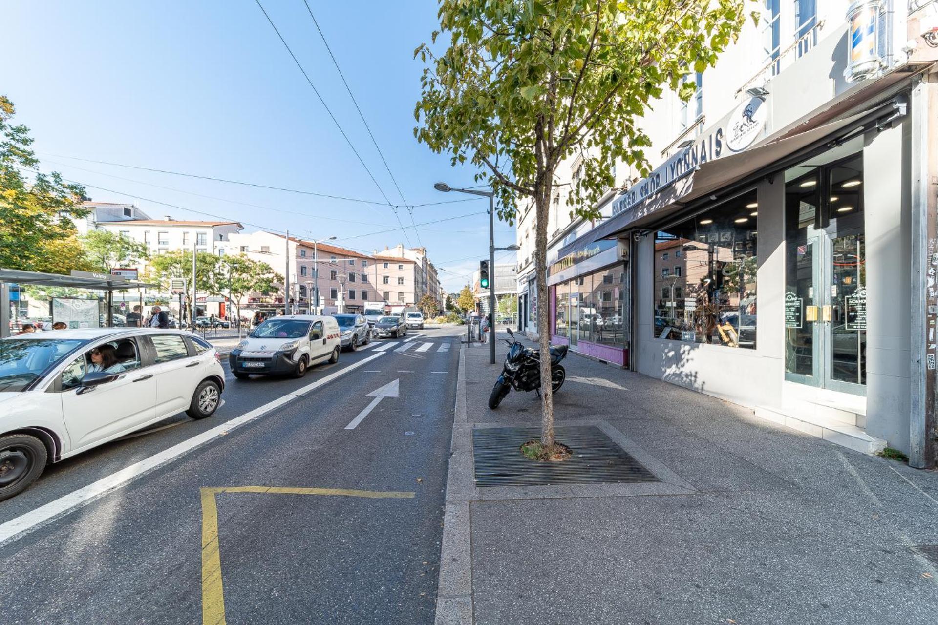 Le Marietton Appartement Cosy A Deux Pas Du Metro Valmy Lyon Kültér fotó